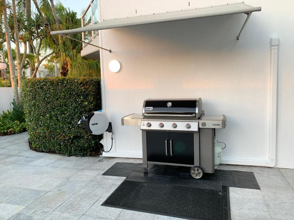 Noosa Boutique Apartments & Elkhorn Villas מראה חיצוני תמונה