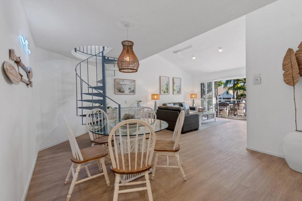 Noosa Boutique Apartments & Elkhorn Villas מראה חיצוני תמונה