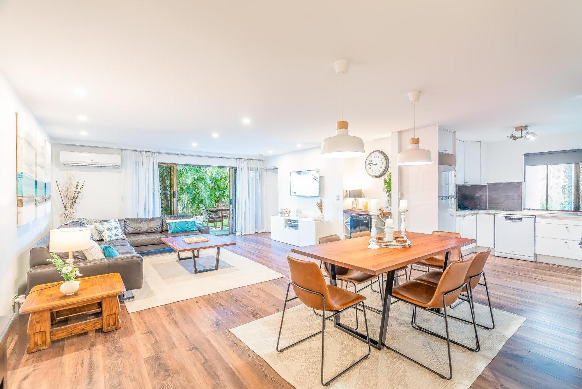 Noosa Boutique Apartments & Elkhorn Villas מראה חיצוני תמונה
